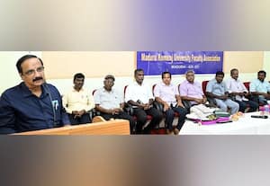  பணி நிறைவு பாராட்டு விழா
