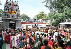  அம்மன் கோயில்களில் சிறப்பு வழிபாடு