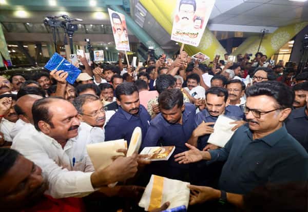 லண்டன் பயணம் முடிந்தது: சென்னை திரும்பினார் ஸ்டாலின்
