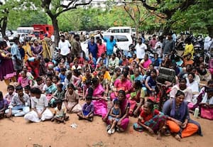  வீடு கோரி குழந்தைகளுடன் பெண்கள் தலைமை செயலகம் முன் ஆர்ப்பாட்டம்; போலீஸ் அதிகாரி மிரட்டியதாக குற்றச்சாட்டு