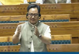 நீட் வினாத்தாள் கசிவு குறித்து விவாதிப்பது அவசியம்;  அரசியலாக்க வேண்டாம் என்கிறார் கிரண் ரிஜிஜூ