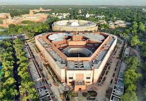 நீட் வினாத்தாள் கசிவு குறித்து விவாதம்: எதிர்க்கட்சி தலைவர்களுடன் ஆலோசிக்க மத்திய அரசு முடிவு