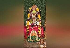  கோவில்களில் ஆடி வெள்ளி சிறப்பு பூஜை