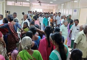 அரசு மாவட்ட தலைமை மருத்துவமனையில் ﻿ நோயாளிகள் அவதி: போதிய வெளிச்சம், காற்றோட்டம் இல்லை