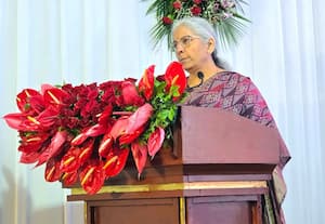 மக்களை அலைக்கழிக்க கூடாது: அதிகாரிகளுக்கு நிர்மலா சீதாராமன் அறிவுறுத்தல்