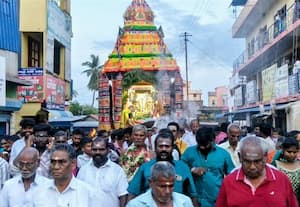  மானாமதுரை ஆனந்தவல்லி கோயிலில் ஆடிதபசு விழா தேரோட்டம்