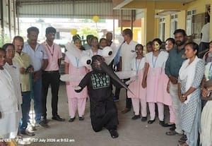  வில்லியனுார் ஆரம்ப சுகாதார நிலையத்தில் டெங்கு விழிப்புணர்வு ஊர்வலம்