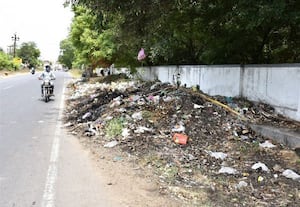  குப்பை குவியலால் சுகாதார சீர்கேடு