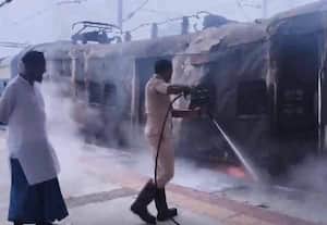 பீஹாரில் சமஸ்டிப்பூர் - சஹர்சா  ரயிலில் பயங்கர தீவிபத்து; பயணிகள் பீதி