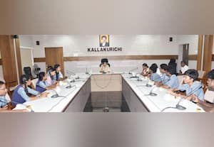  அரசு மாதிரி பள்ளியில் 'காபி வித் கலெக்டர்' நிகழ்ச்சி