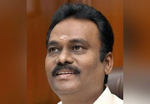 ஐஏஎஸ் அதிகாரி விசாகன் எங்கே? தேடுகிறது லஞ்ச ஒழிப்பு போலீஸ்