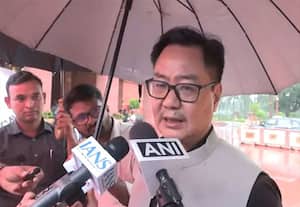 எதிர்க்கட்சிகளின் இடையூறுகளுக்கு நடுவிலும் பார்லி.யில் மசோதாக்கள் நிறைவேற்றம்