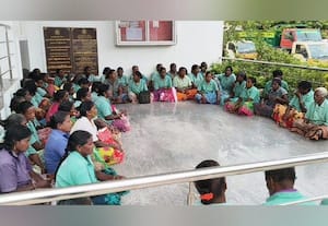  ஒப்பந்ததாரருக்கு ஆதரவாக துாய்மை பணியாளர்கள் தர்ணா