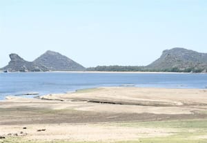 2ம் மண்டல பாசன கால்வாய்களை துார்வார ரூ.14 கோடி... நிதி ஒதுக்கணும்!:நீர் திறப்பதற்கு முன் நடவடிக்கை எடுக்க வலியுறுத்தல்