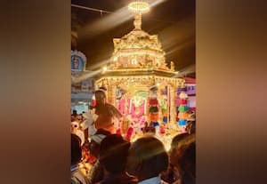  மன்னீஸ்வரர் கோவிலில் தங்க தேரோட்டம்