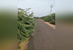  வாகன ஓட்டிகள் சிரமம்
