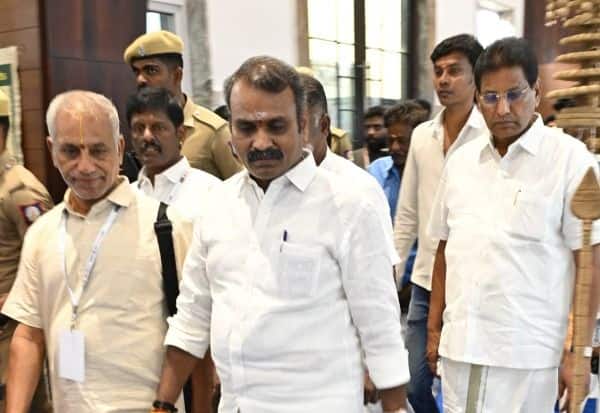 இந்தியாவை 2047ல் வல்லரசாக்க பாடுபட வேண்டும்; சுதேசி கண்காட்சியில் மத்திய அமைச்சர் எல். முருகன் பேச்சு