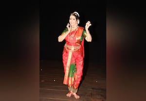  பார்வையாளர்களை கவர்ந்த பாலாதேவி சந்திரசேகரின் 'மவுலி' பரதநாட்டியம்