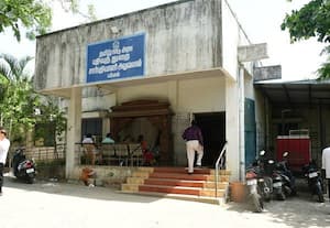  இடநெருக்கடியில் தவிக்கும் சார் - பதிவாளர் அலுவலகங்கள்: ஆண்டுக்கு 20 கட்டடங்களுக்கு மட்டுமே நிதி ஒதுக்கீடு