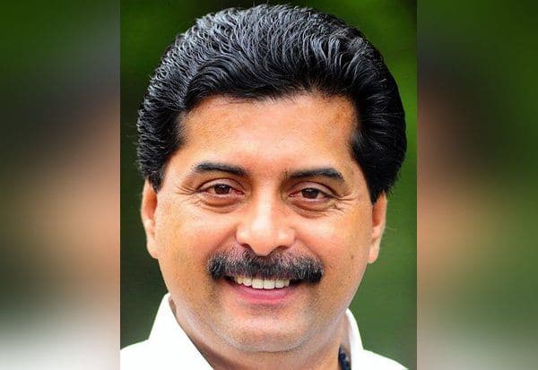  தமிழகத்திற்கு எதிராக கேரள முன்னாள் அமைச்சர்கள்