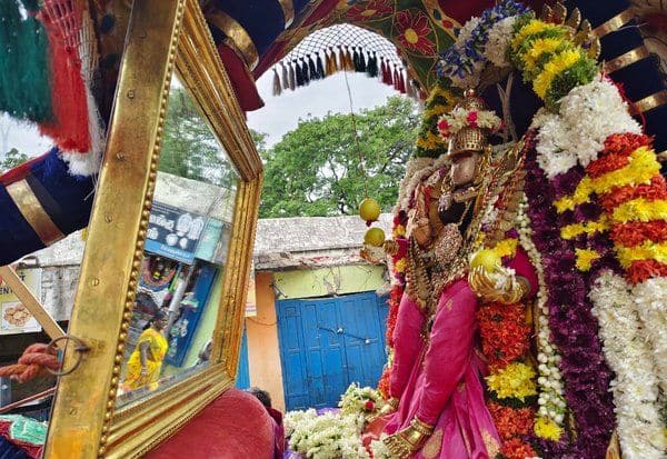  ராமேஸ்வரத்தில் தங்கப்பல்லக்கில் அம்மன் உலா