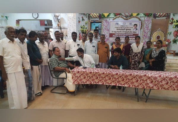  நடுவீரப்பட்டில் சிறப்பு மருத்துவ முகாம்