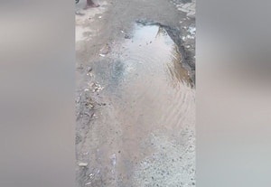  புதிதாக பதிக்கப்பட்ட குழாய் உடைந்து குடிநீர் வீணாகிறது