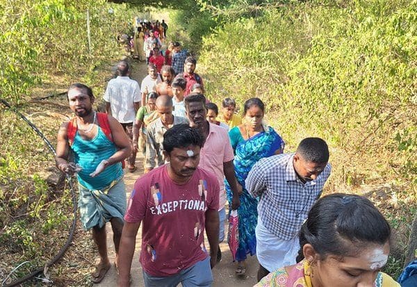  சதுரகிரியில் ஆடி பிரதோஷ வழிபாடு திரளான பக்தர்கள் சுவாமி தரிசனம்