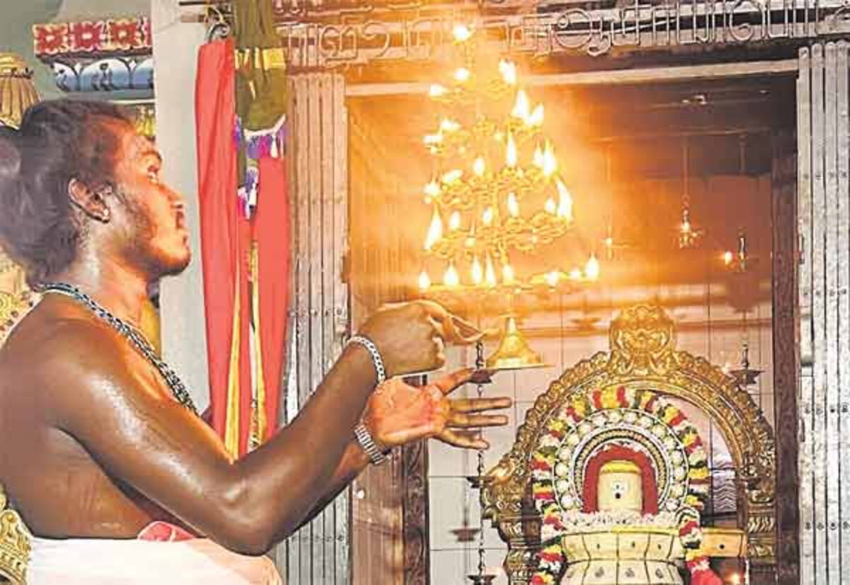 சிவன் கோவில்களில் பிரதோஷ வழிபாடு