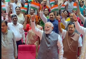ஒவ்வொரு வீட்டிலும் மூவர்ண கொடி ஏற்றுங்கள்: பிரதமர் மோடி வீடியோ வெளியிட்டார்