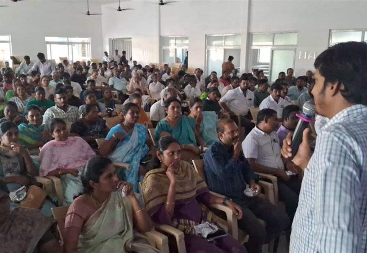 ‘ஆன்லைனில் பத்திரப்பதிவு மாற்றத்தை ஏற்க வேண்டும்’