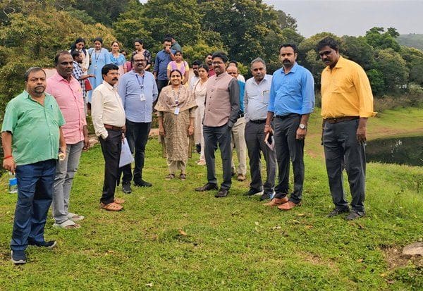  பெரியாறு அணை நீர்மட்டத்திற்கு ஏற்ப நீர்க்கசிவு சரியான அளவிலேயே உள்ளது - ஆய்வு செய்த பின் மத்திய துணை கண்காணிப்பு குழு தகவல்
