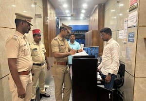 ஓட்டல்கள், தங்கும் விடுதிகளில் போலீசார் தீவிர சோதனை