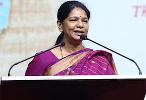 லோக்சபா சபாநாயகர் அளித்த தேநீர் விருந்தில் பங்கேற்ற கனிமொழி: பாஜவுடன் நெருக்கம் காட்டுகிறதா தி.மு.க.,?