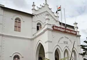சுப்ரீம் கோர்ட் உத்தரவு; இளநிலை உதவியாளர்கள் நீக்கம்