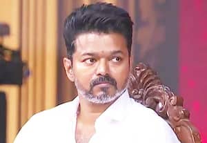  சிரங்கு பிடித்த கை சும்மா இருக்குமா?