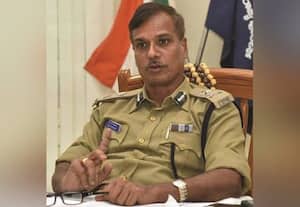  பிரஜ்வல் அறையில் மொபைல் போன்; அதிகாரிகளுக்கு டி.ஜி.பி., 'டோஸ்'