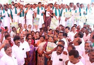  ஆணவத்தின் உச்சியில் இருக்கிறார் நிதியமைச்சர்: திண்டுக்கல் சீனிவாசன் காட்டம்