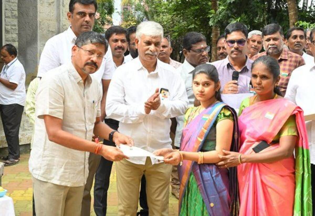 சுதந்திர தின விழாவில் பணி நியமன ஆணை