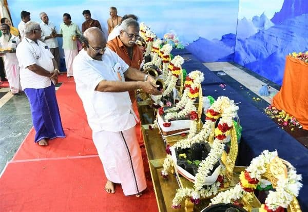  புதுச்சேரியில் ஜோதிர்லிங்க தரிசனம் ஏராளமான பக்தர்கள் வழிபாடு