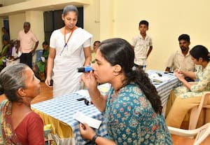  32 பேருக்கு இலவச கண் ஆபரேஷன்