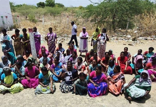 டாஸ்மாக் கடையை அகற்றக்கோரி பெண்கள் மீண்டும் முற்றுகை