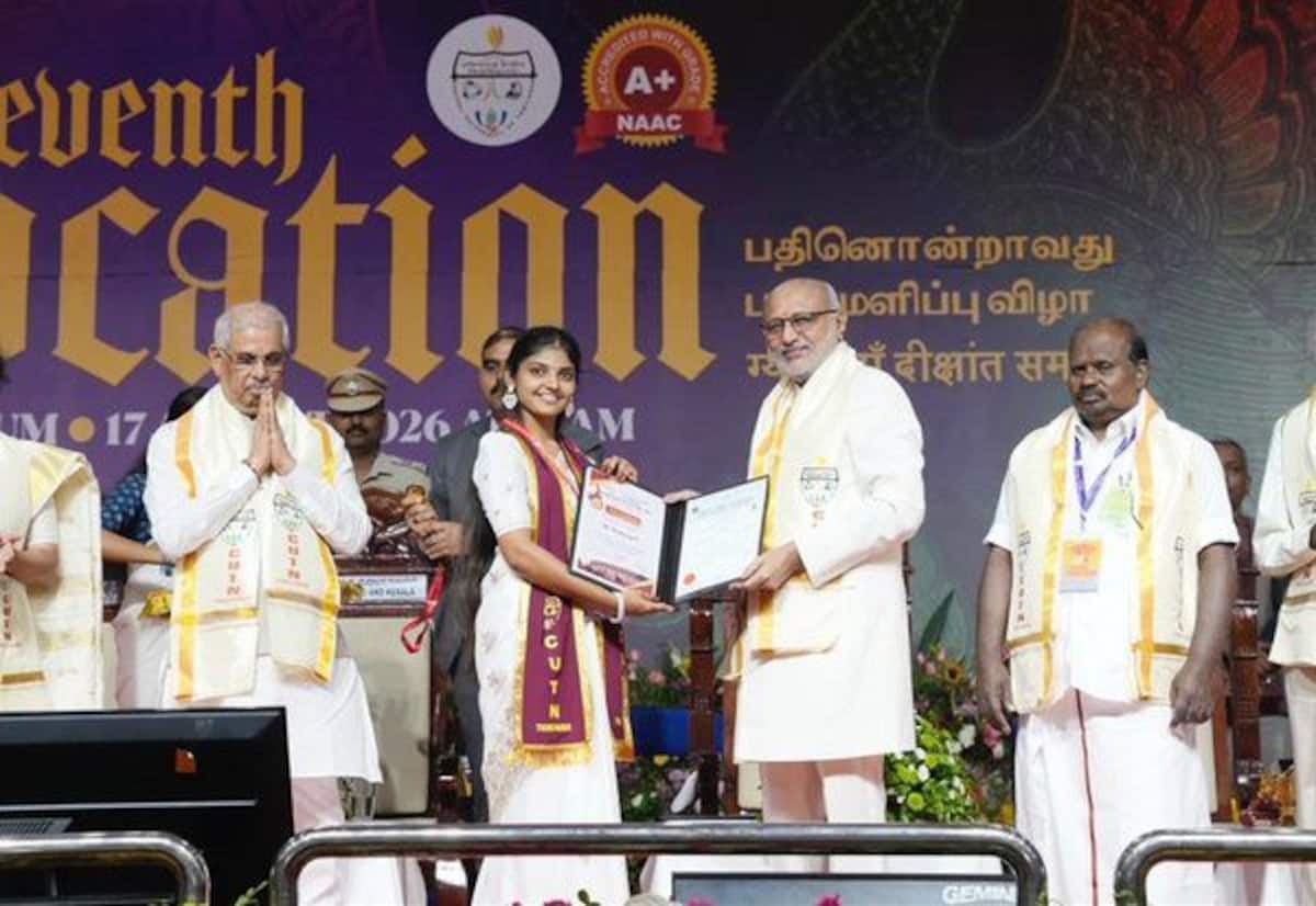 தமிழகத்தில் எல்லாமே அரசியலாக்கப்படுகிறது: துணை ஜனாதிபதி வேதனை