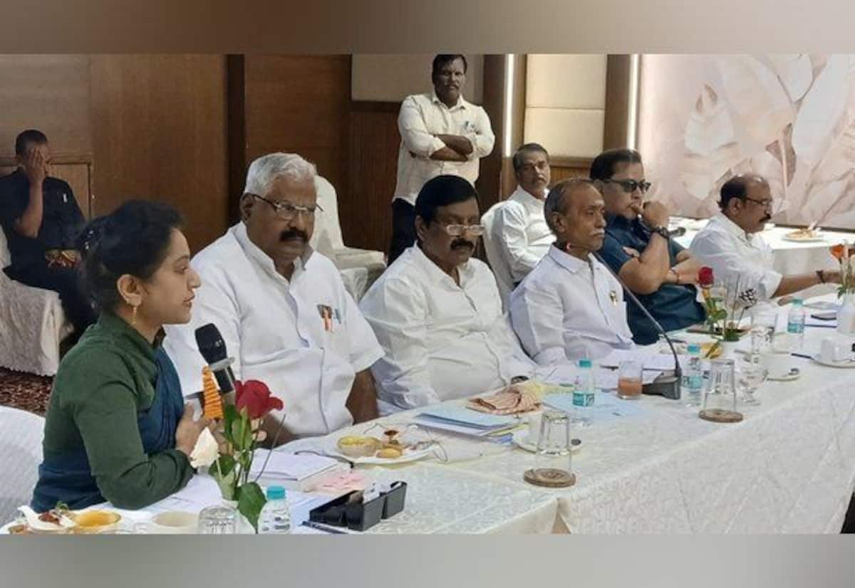 புதுச்சேரி எம்.எல்.ஏ.,களுக்கு புத்தாக்க பயிற்சி முகாம்