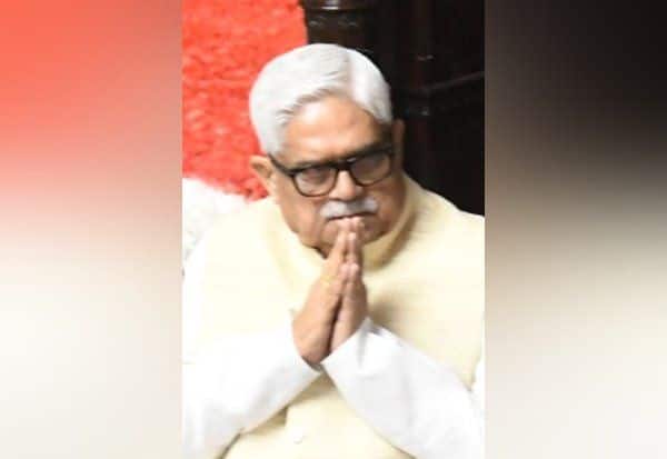  இருக்கை முன் போராட எதிர்க்கட்சிகளுக்கு ஜி.எஸ்.பாட்டீல் அழைப்பு