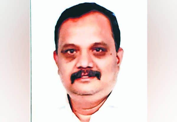  அரசு மருத்துவமனையில் டாக்டராக பணியாற்ற அனுமதி கேட்ட எம்.எல்.ஏ.,