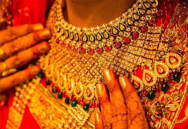  தங்கம் விலை சவரனுக்கு ரூ.2,000 உயர்வு