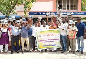  தாலுகா அலுவலகங்களில் பி.ஓ.எஸ்., கருவிகளை ஒப்படைத்து போராட்டம்