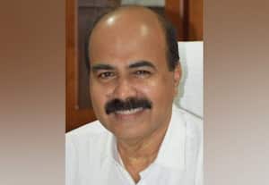  இளைஞர்களை கரப்பான்பூச்சிகளாக மாற்ற சில வெளிநாட்டு சக்திகள் முயற்சிக்கின்றன கேரள பல்கலை துணைவேந்தர் குற்றச்சாட்டு