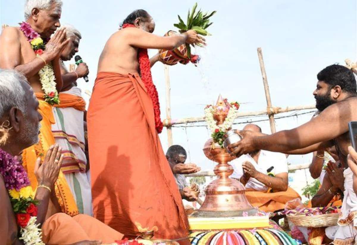 ஸ்ரீசக்தி விநாயகர் கோவில் கும்பாபிேஷகம் வேத முழக்கம்... அருள் மழை... பக்தர்கள் பரவசம்